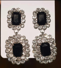 Load image into Gallery viewer, Black Chic Earrings
